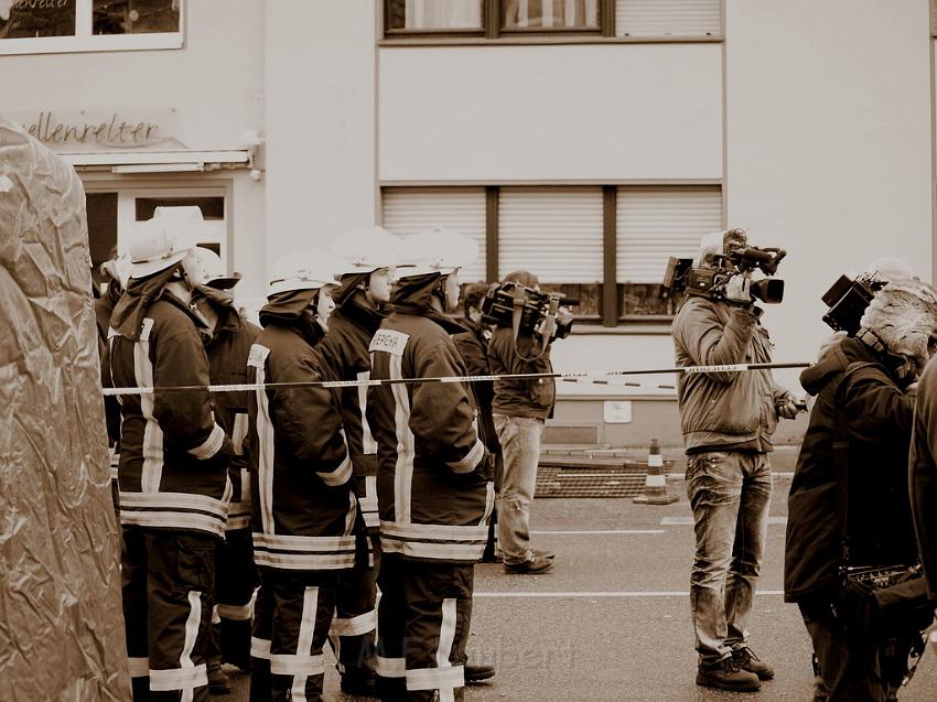 Hausexplosion Bruehl bei Koeln Pingsdorferstr P563.JPG